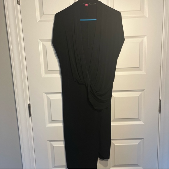 VINCE CAMUTO CAP SLEEVE DRAPE FRONT BLACK DRESS sz M - Picture 1 of 9